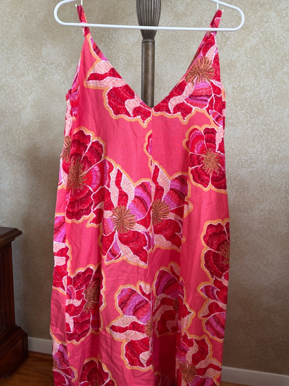 LOFT Textured Floral Linen Blend Strappy Maxi Dress - Picture 3 of 4